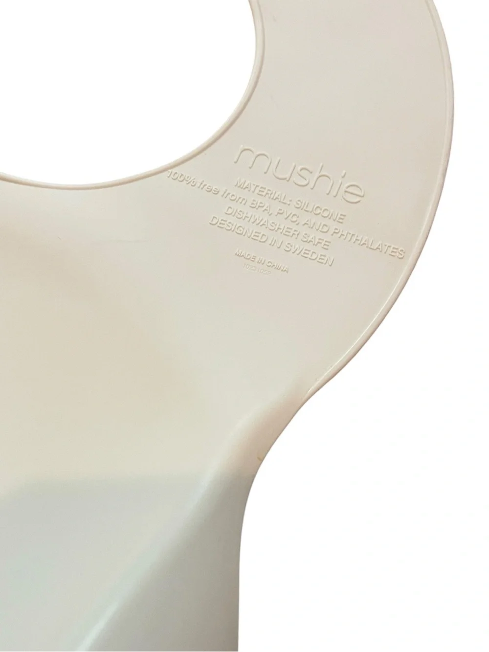 Set of 2 Silicone Bibs